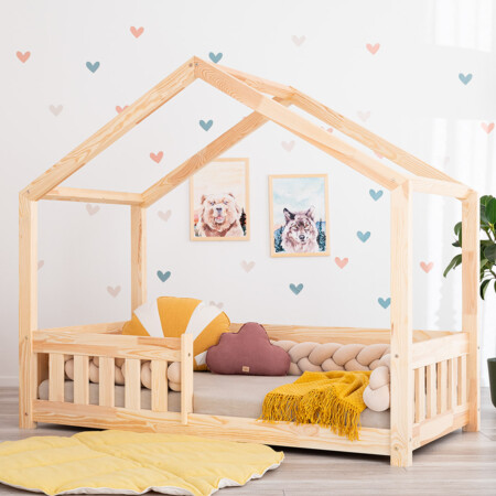 Auf dem Foto: Kinderbett Hausbett Pipit 160 x 80 cm mit GelÃ¤nder