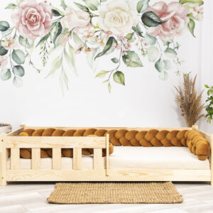 Wandsticker - Blumenstrauß Aquarell 2. Das Bett auf dem Foto ist 160x80cm groß.